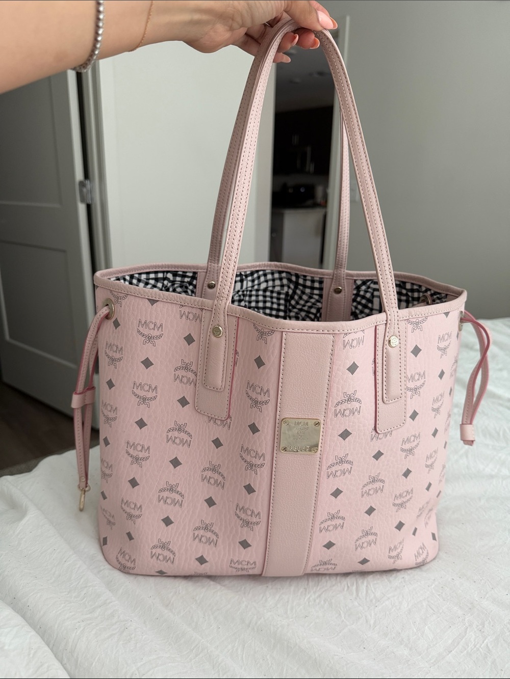 MCM Pink Visetos Tote with Gingham Lining - Picture 5 of 5